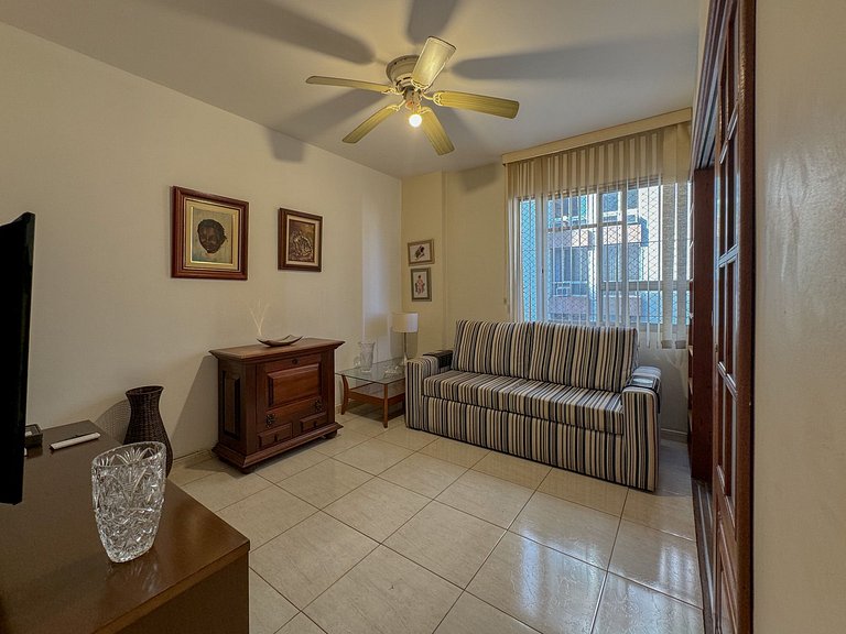 Apartamento lindo e amplo no Leblon
