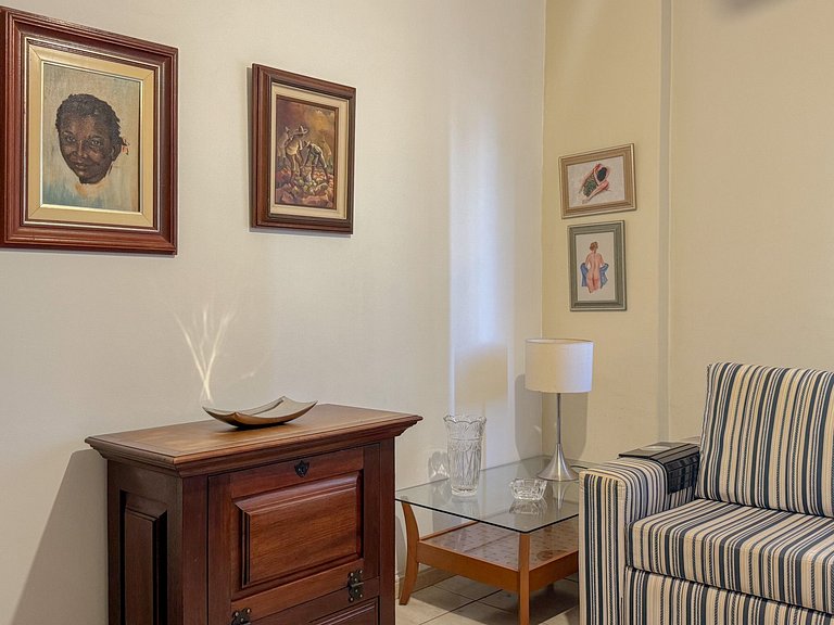 Apartamento lindo e amplo no Leblon