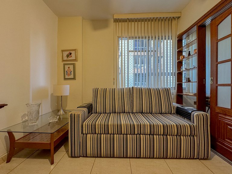 Apartamento lindo e amplo no Leblon