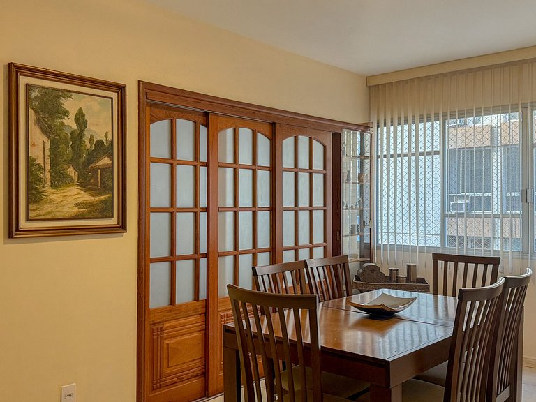 Apartamento lindo e amplo no Leblon