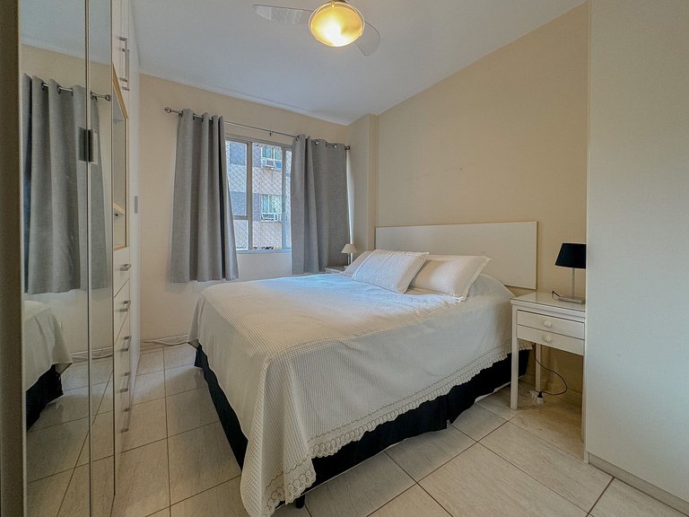 Apartamento lindo e amplo no Leblon