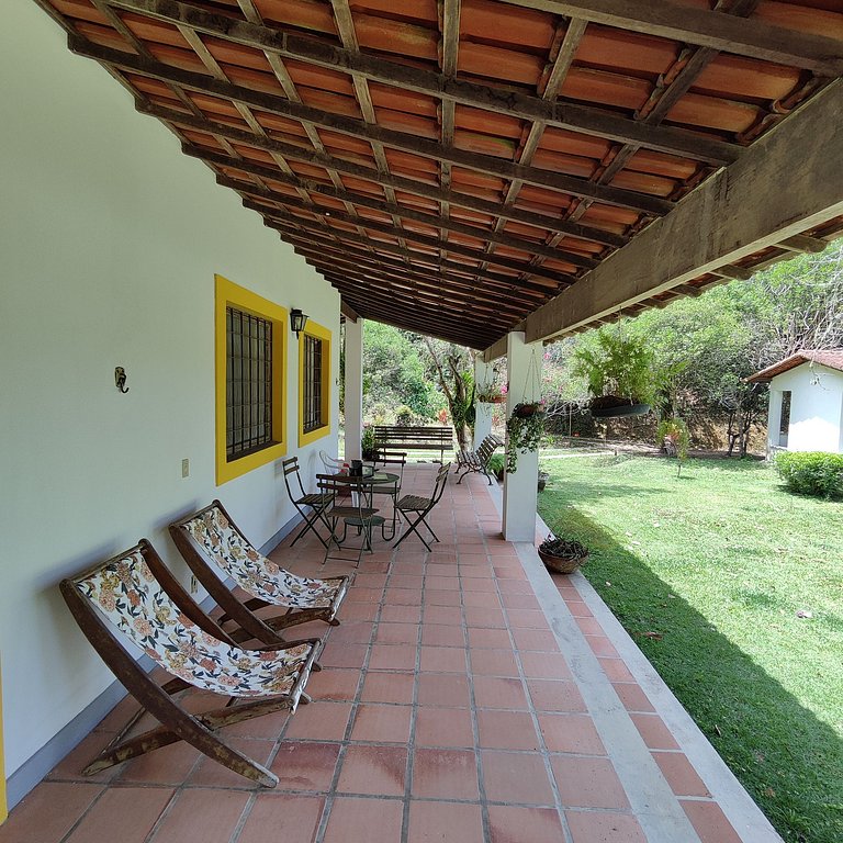 Casa de Campo Com Piscina e Churrasqueira