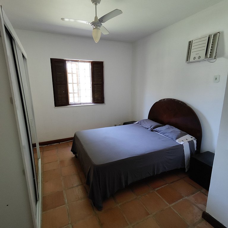 Casa de Campo Com Piscina e Churrasqueira