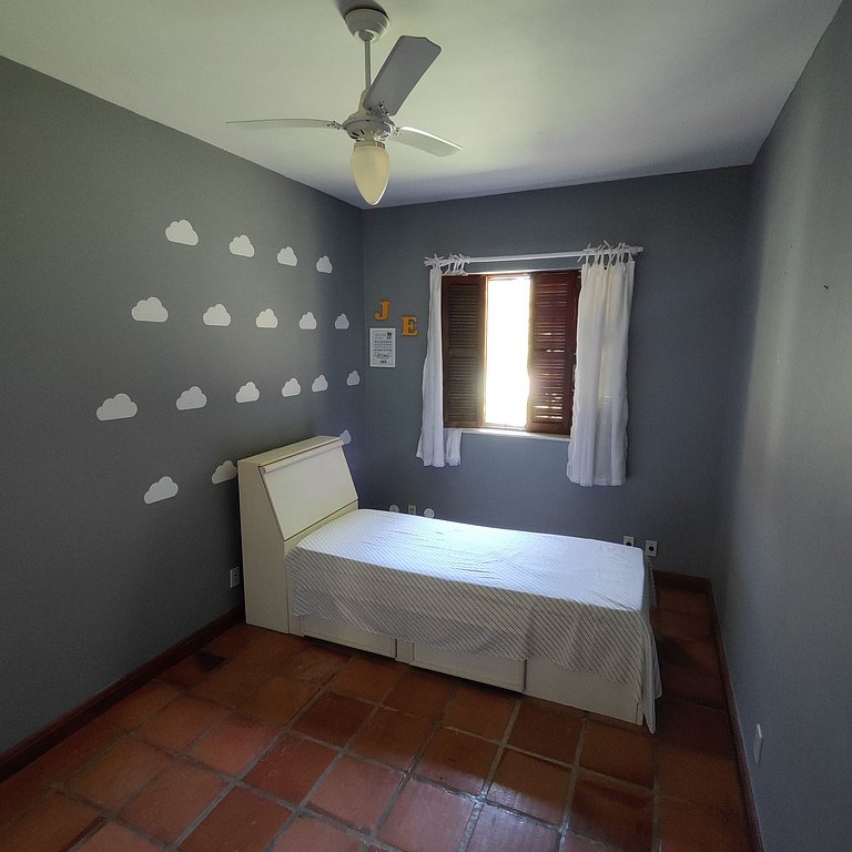 Casa de Campo Com Piscina e Churrasqueira