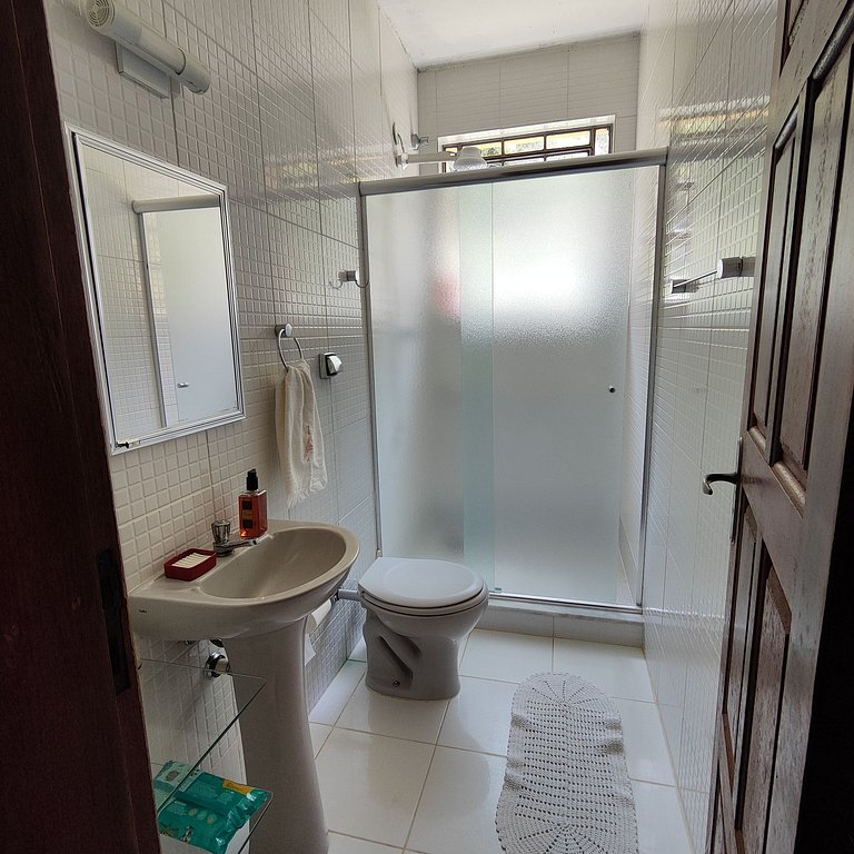 Casa de Campo Com Piscina e Churrasqueira