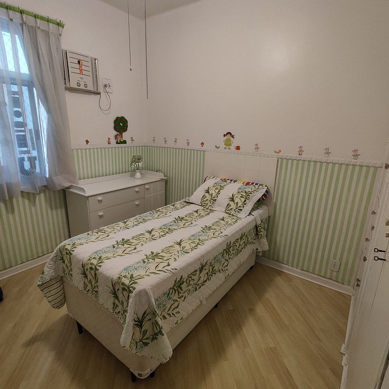 Luxuoso Apartamento 3 quartos na Praia do Leme