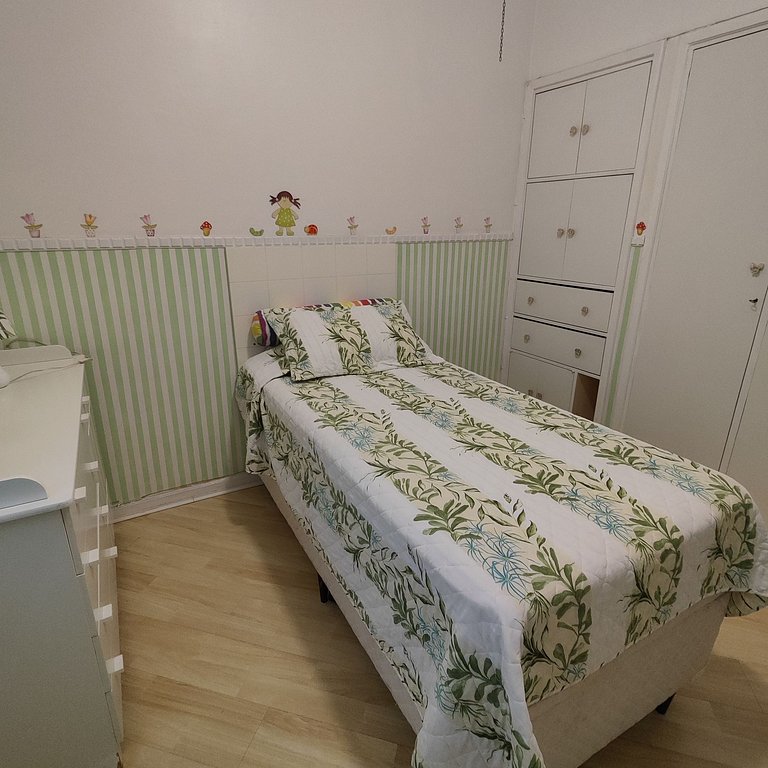 Luxuoso Apartamento 3 quartos na Praia do Leme