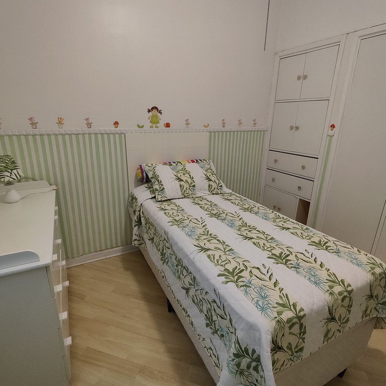 Luxuoso Apartamento 3 quartos na Praia do Leme