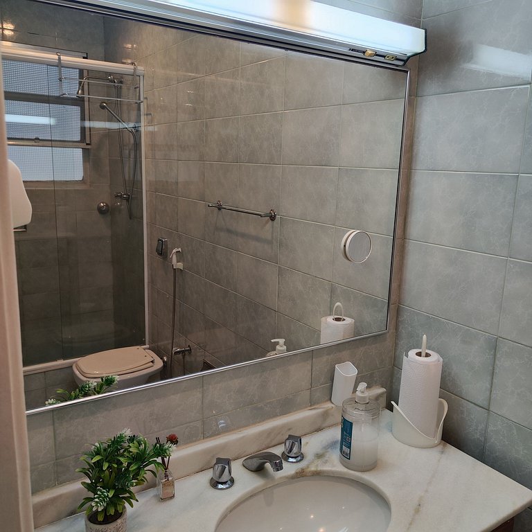 Luxuoso Apartamento 3 quartos na Praia do Leme