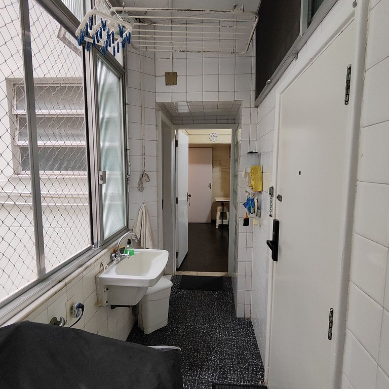 Luxuoso Apartamento 3 quartos na Praia do Leme