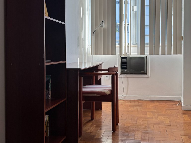 Apartamento completo perto da Praia de Copacabana
