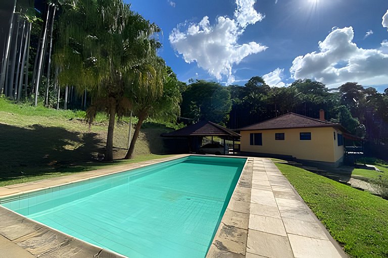Casa de campo na Fazenda Vale Alpino