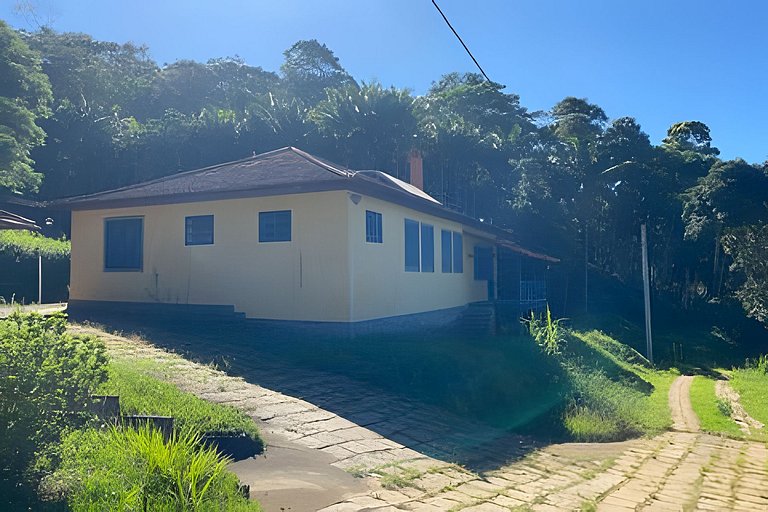 Casa de campo na Fazenda Vale Alpino