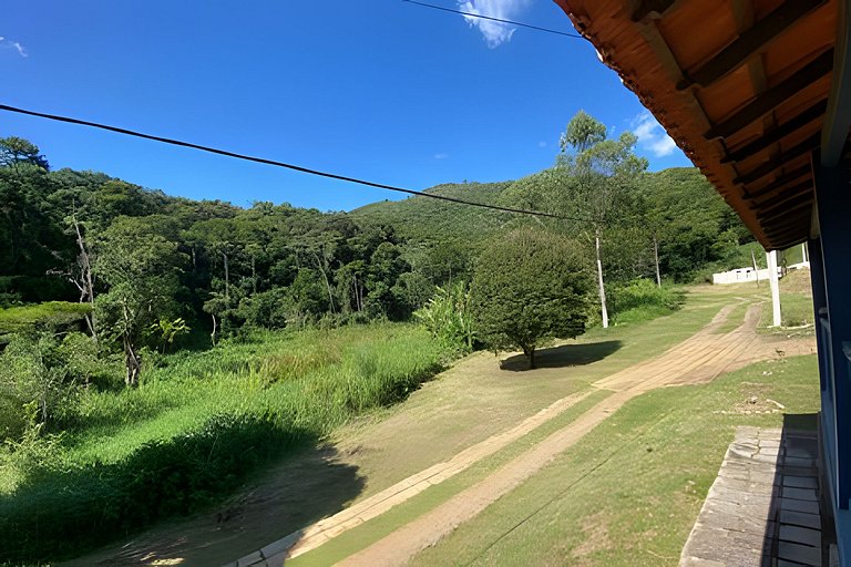 Casa de campo na Fazenda Vale Alpino