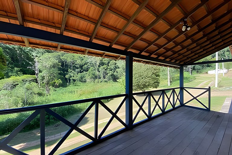 Casa de campo na Fazenda Vale Alpino