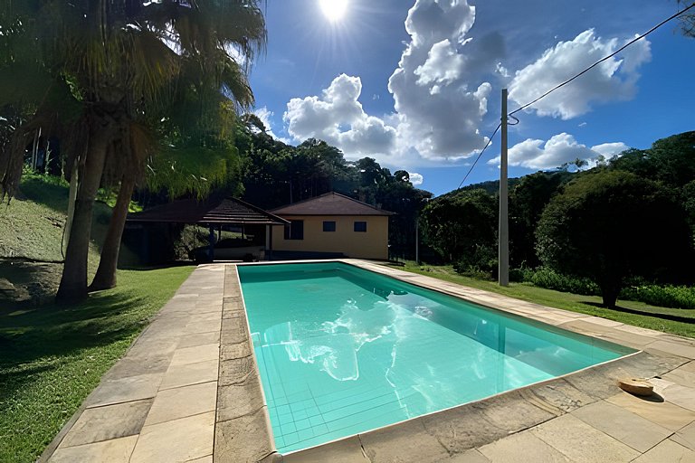 Casa de campo na Fazenda Vale Alpino