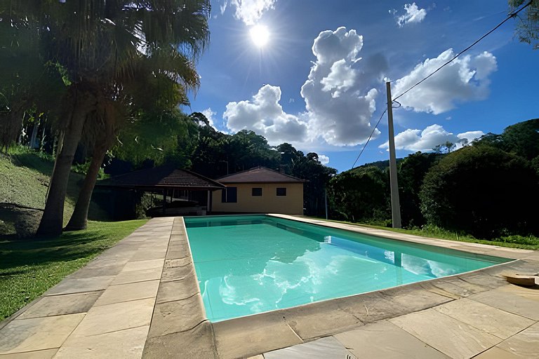 Casa de campo na Fazenda Vale Alpino