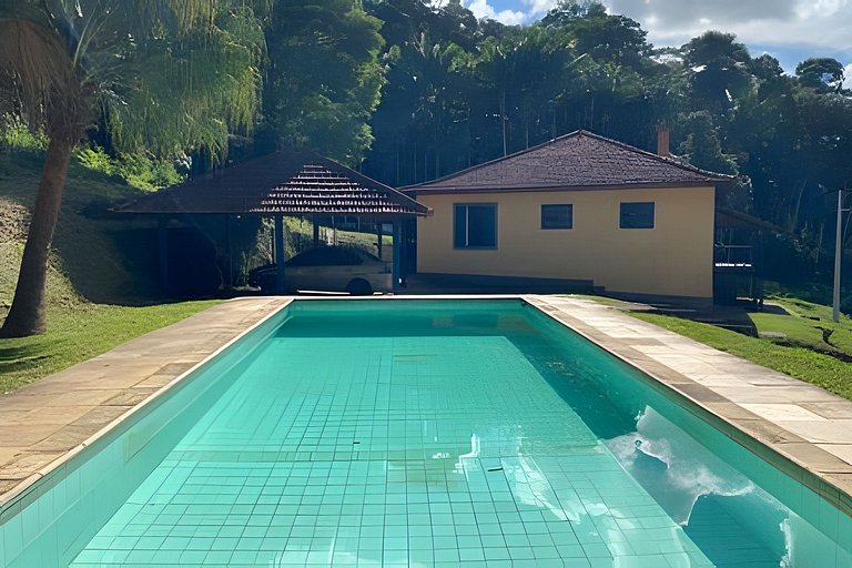 Casa de campo na Fazenda Vale Alpino