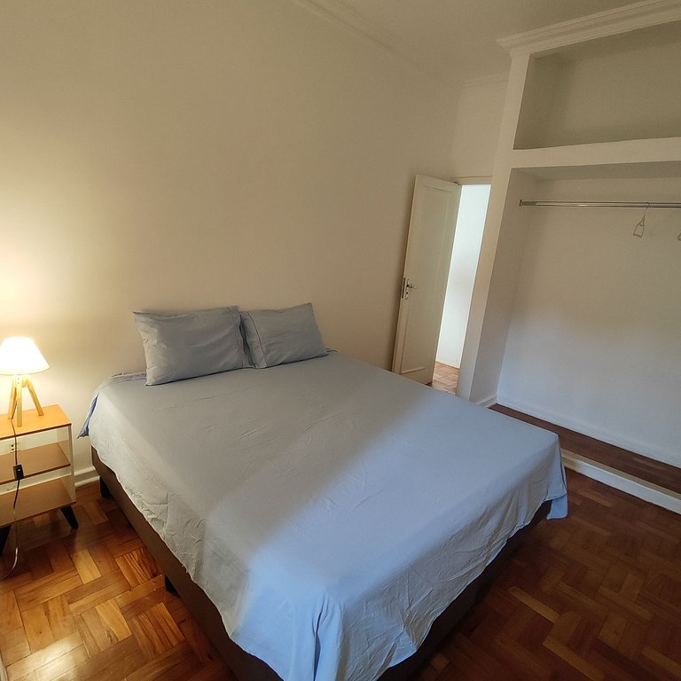 Apartamento Completo a 2 minutos da Praia do Leme