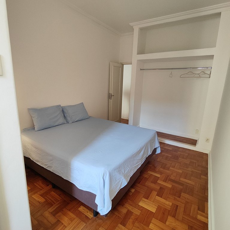 Apartamento Completo a 2 minutos da Praia do Leme