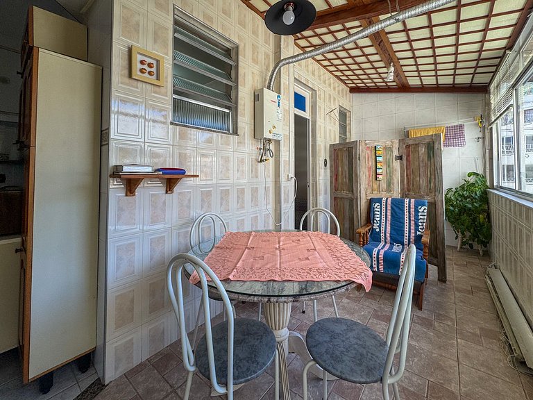 Apartamento completo perto da Praia de Copacabana