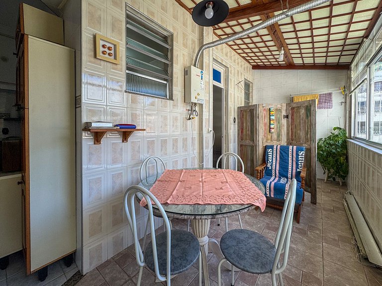 Apartamento completo perto da Praia de Copacabana