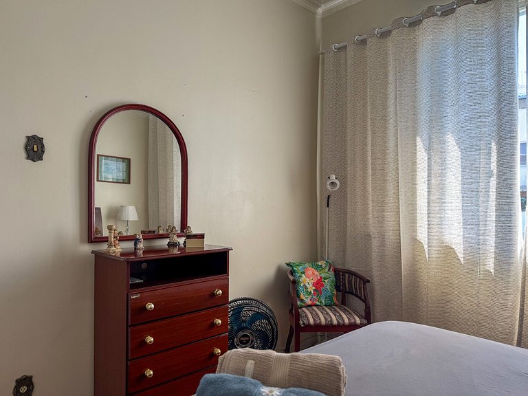 Apartamento completo perto da Praia de Copacabana