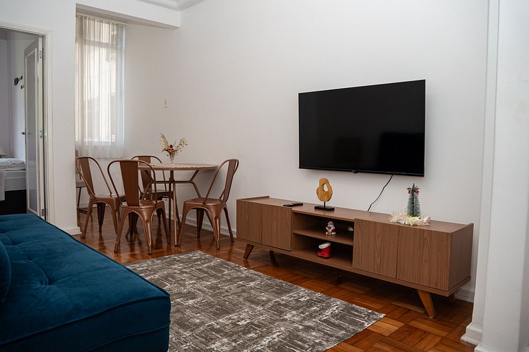 Apartamento Completo a 2 minutos da Praia do Leme