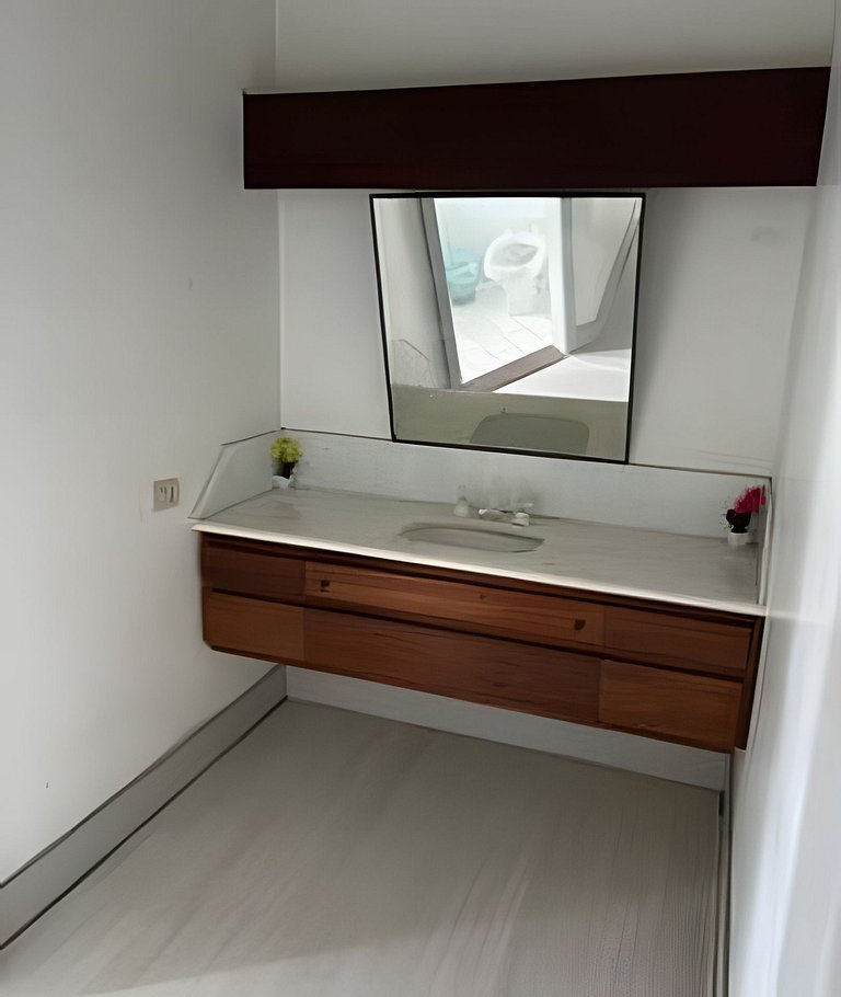 Mansão de Luxo na Barra / 50 pessoas + Eventos