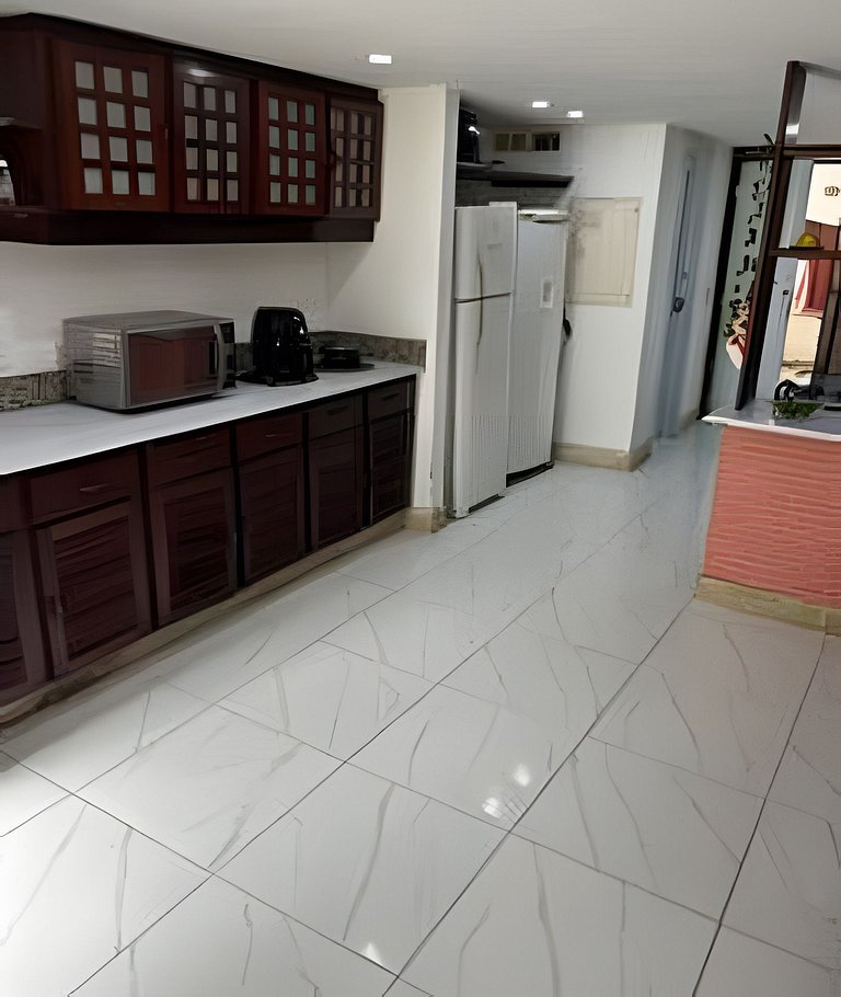 Mansão de Luxo na Barra / 50 pessoas + Eventos