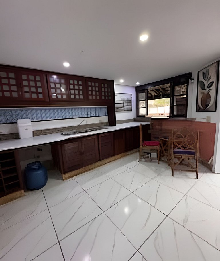 Mansão de Luxo na Barra / 50 pessoas + Eventos