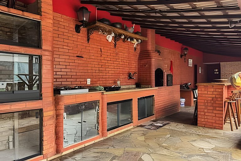 Excelente e completa casa no Recreio!!