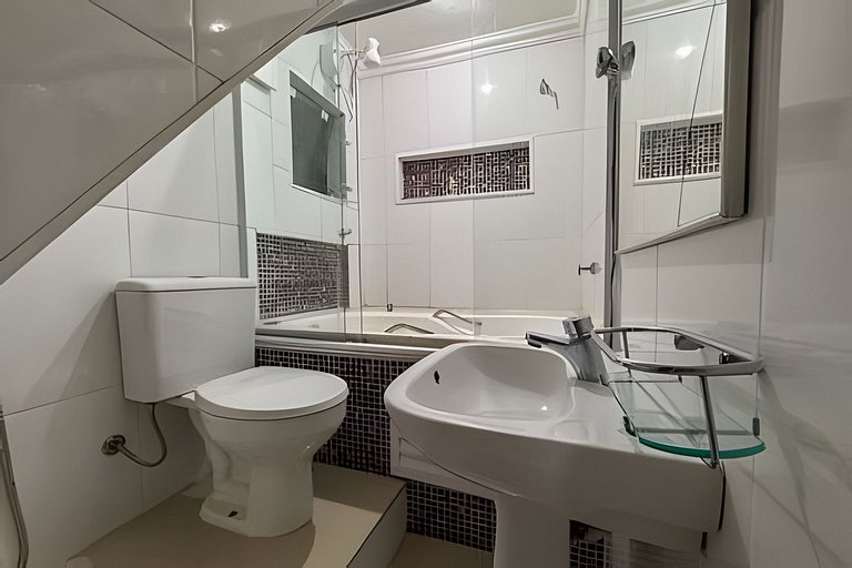 Excelente e completa casa no Recreio!!