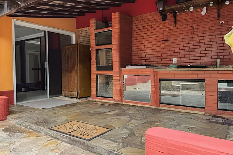 Excelente e completa casa no Recreio!!