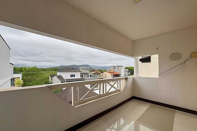 Excelente e completa casa no Recreio!!