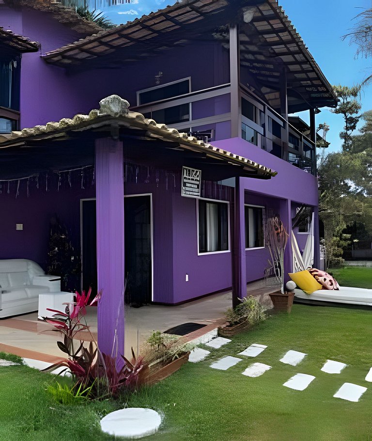 Casa duplex c/ praia particular.