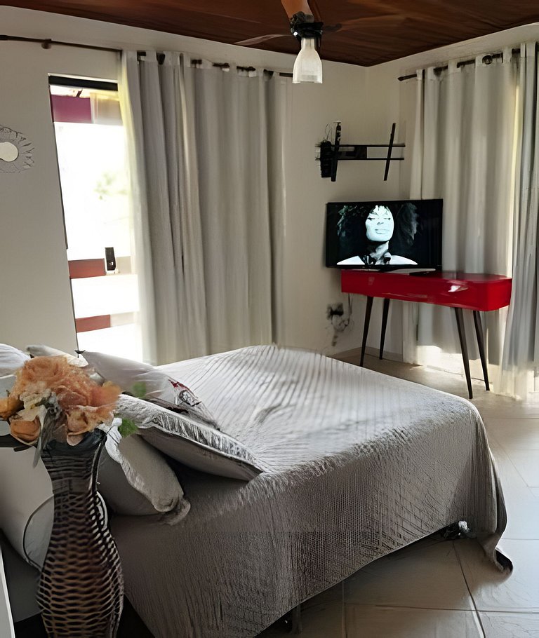 Casa duplex c/ praia particular.
