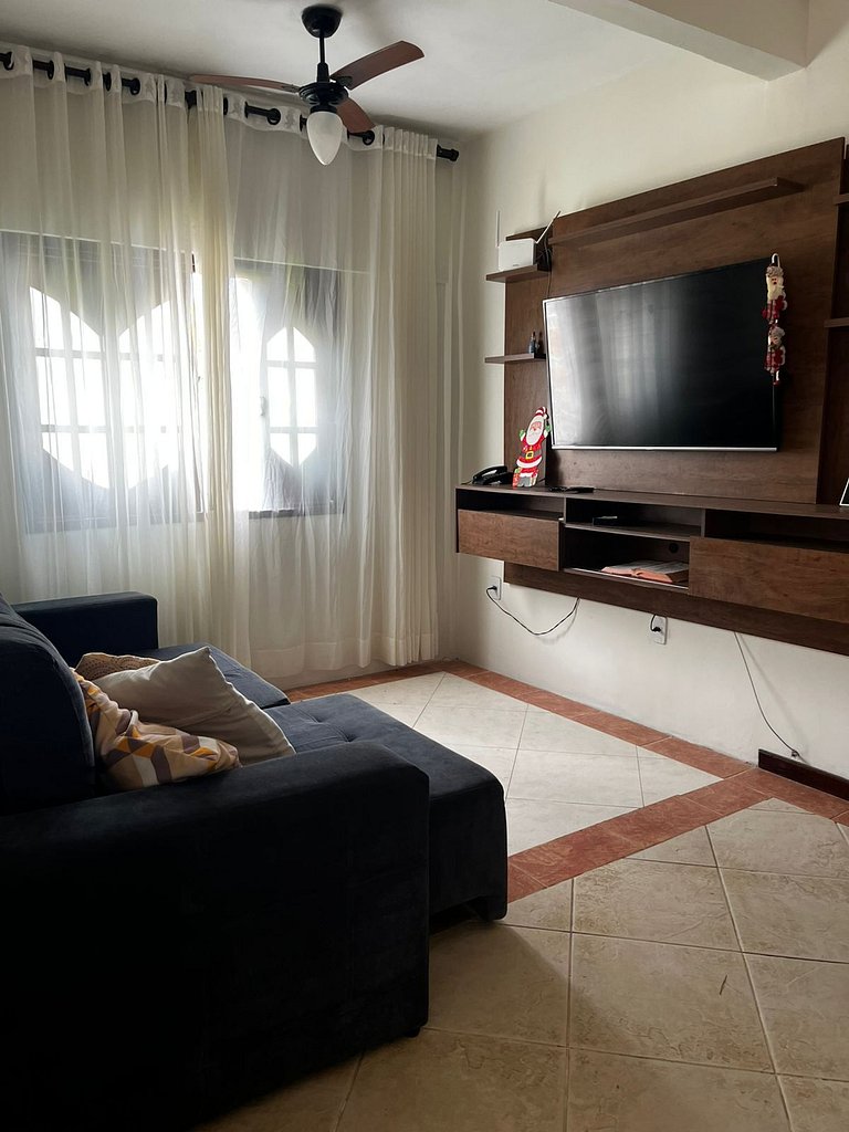 Casa duplex c/ praia particular.