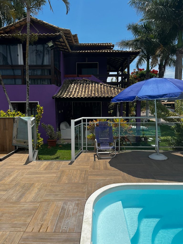 Casa duplex c/ praia particular.