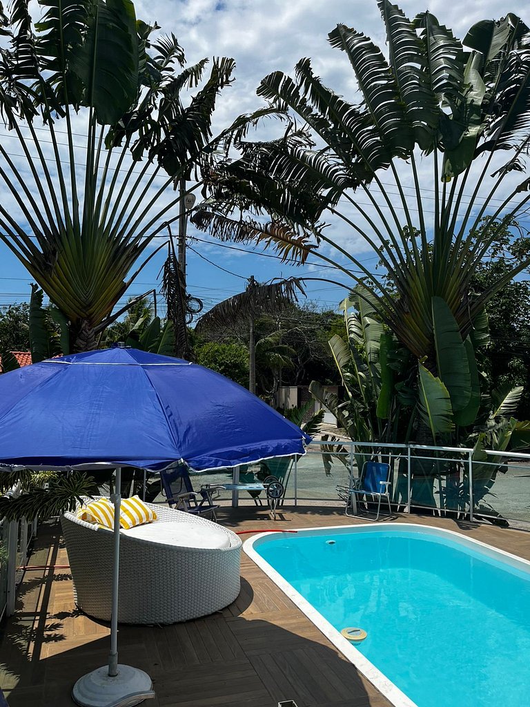 Casa duplex c/ praia particular.
