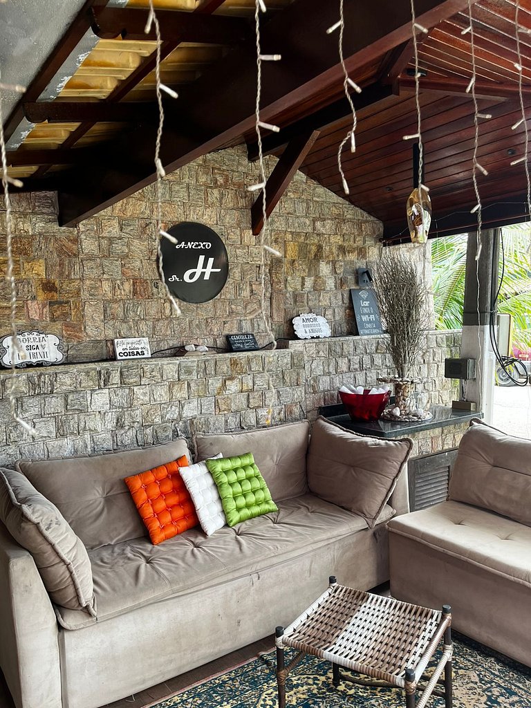 Casa duplex c/ praia particular.